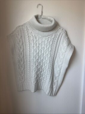 Turtleneck Cable Knit sleeveless Sweater